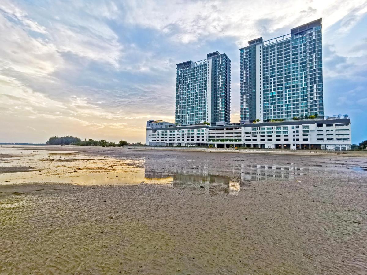 Aisi3 Studio Seaview At Tanjung Lumpur Kuantan Dış mekan fotoğraf